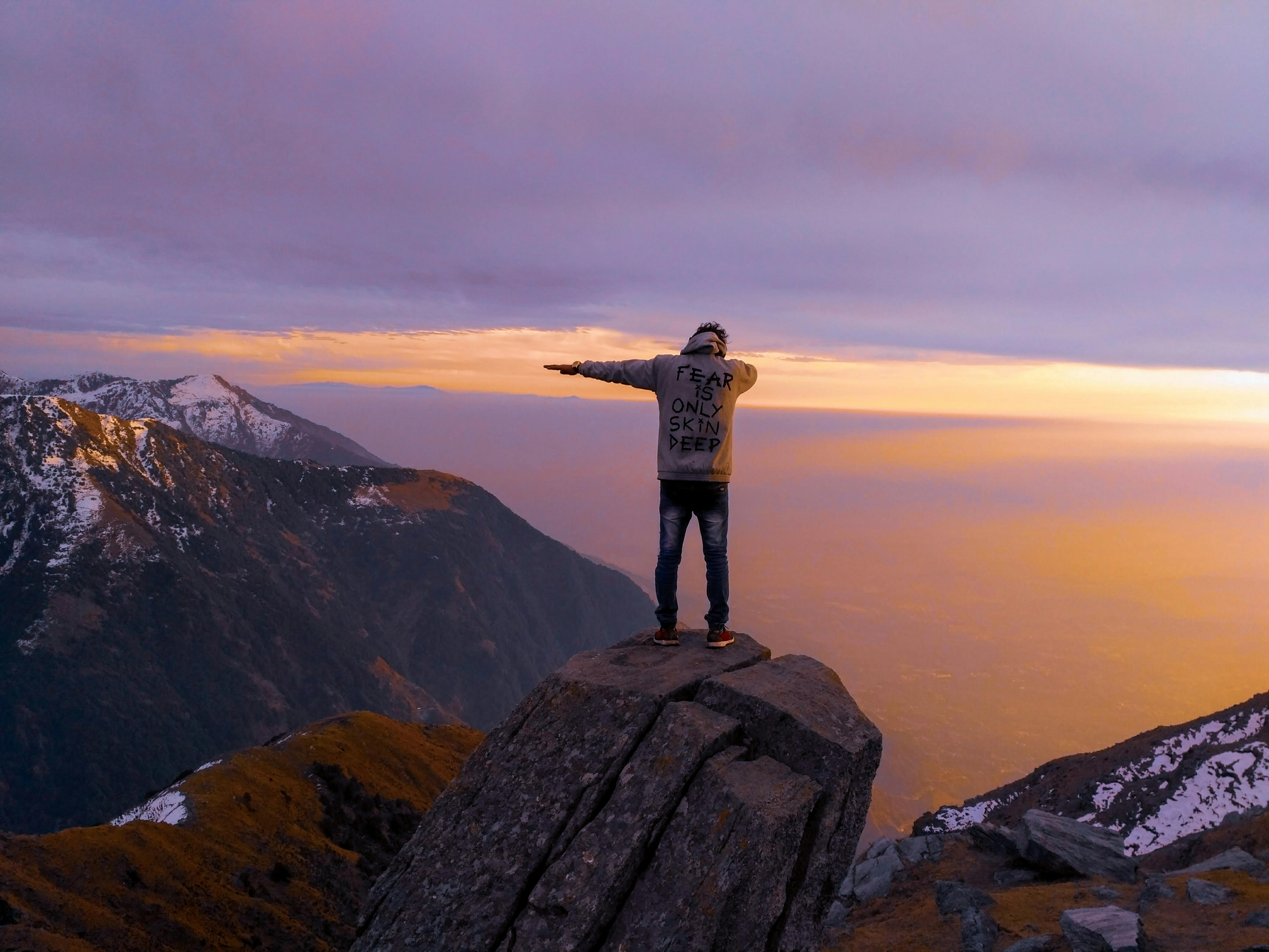 Top 8 Adventure Activities to Try in Himachal Pradesh