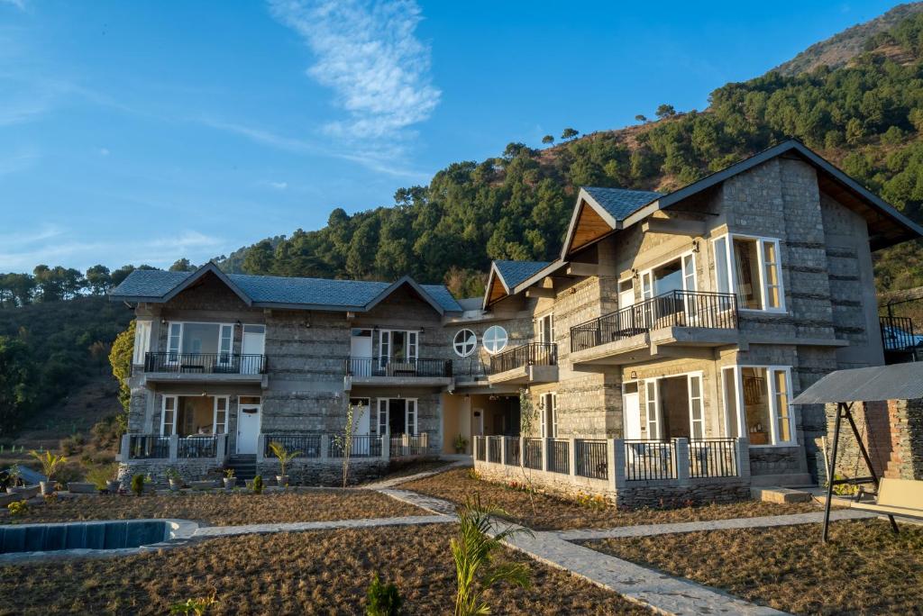 Dharamshala Retreat