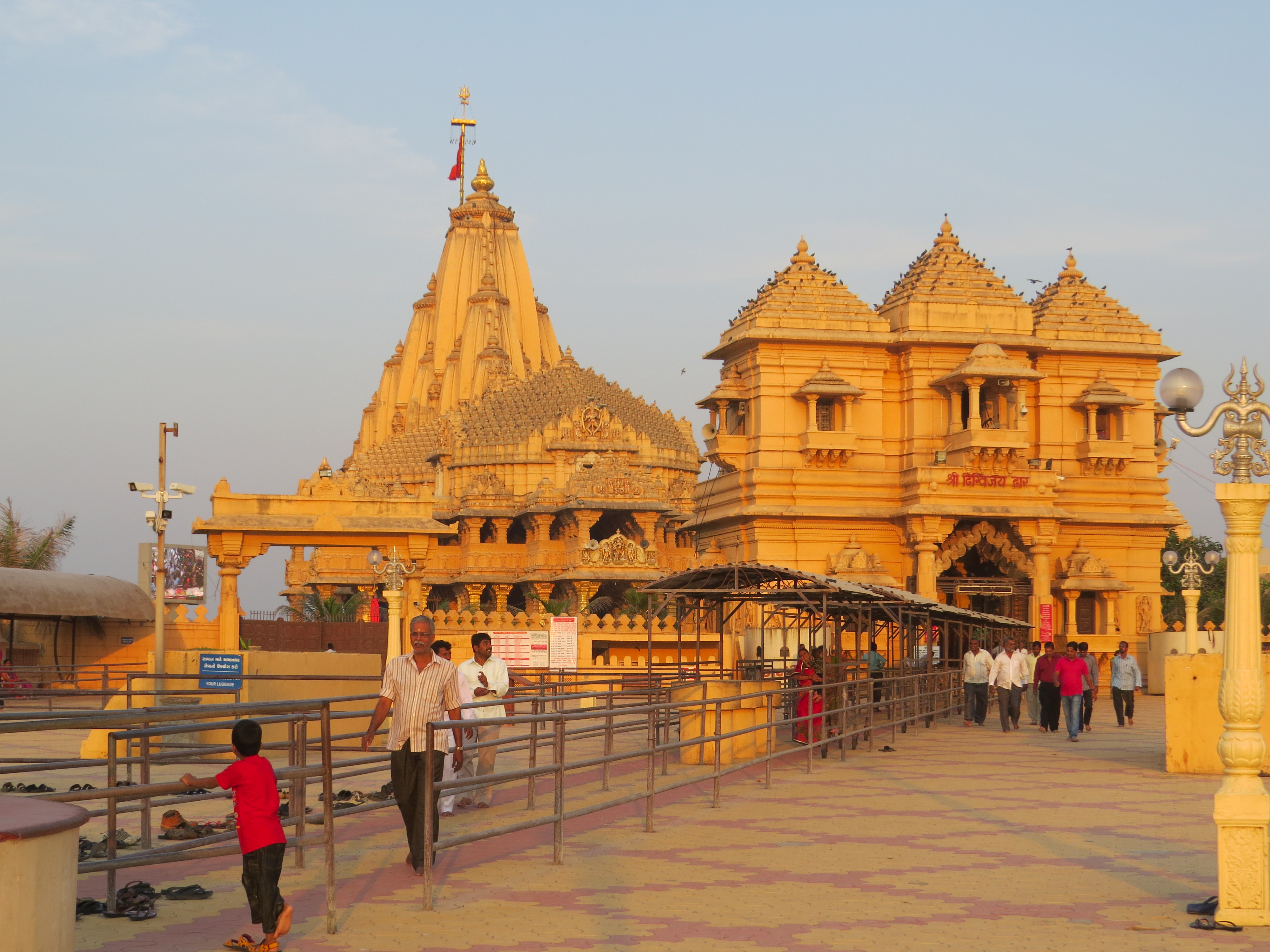Dwarka–Somnath Pilgrimage with Beach & Heritage Tour gallery 4