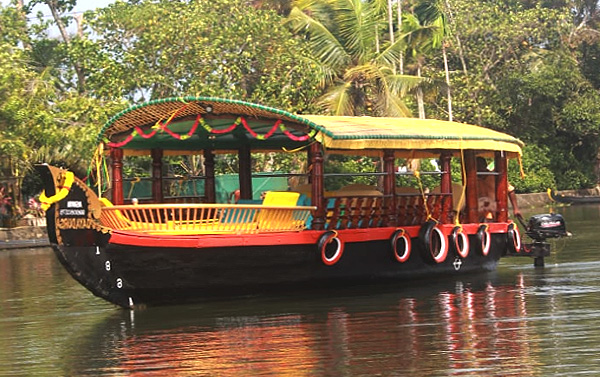 Hills to Backwaters Escape gallery 1
