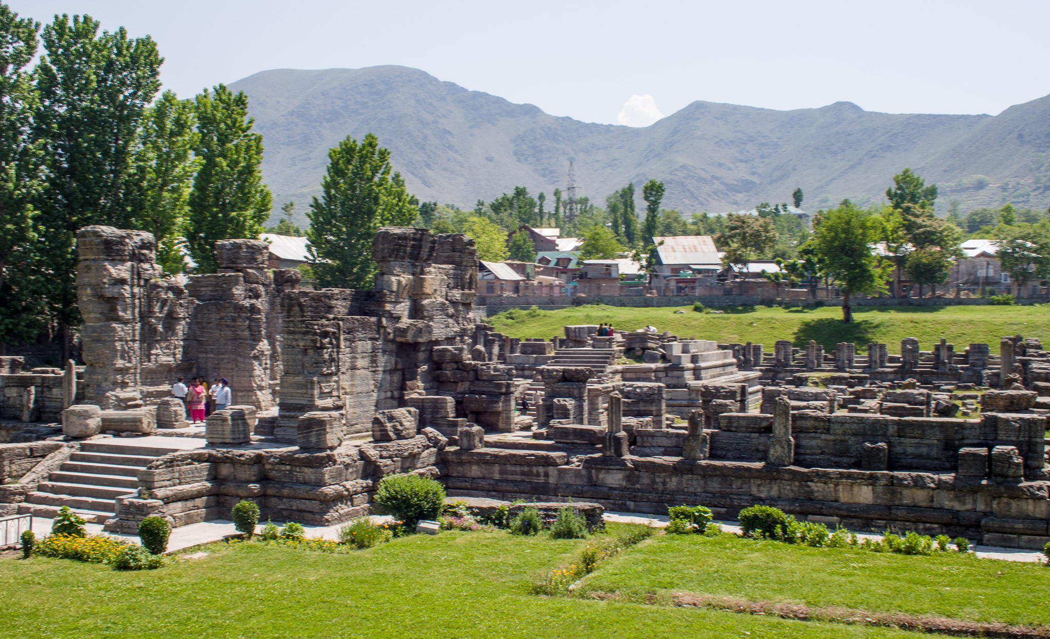 Kashmir Enchanted Valleys – Pahalgam, Gulmarg, Srinagar & Sonamarg gallery 1