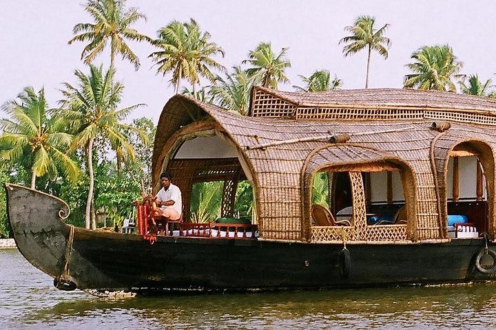 Kerala Backwaters Bliss gallery 1